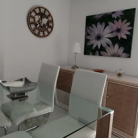 Con Vistas Apartment *